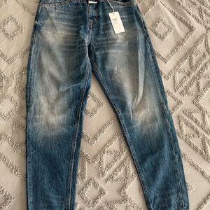 Closed Women's Relaxed Blue Jeans